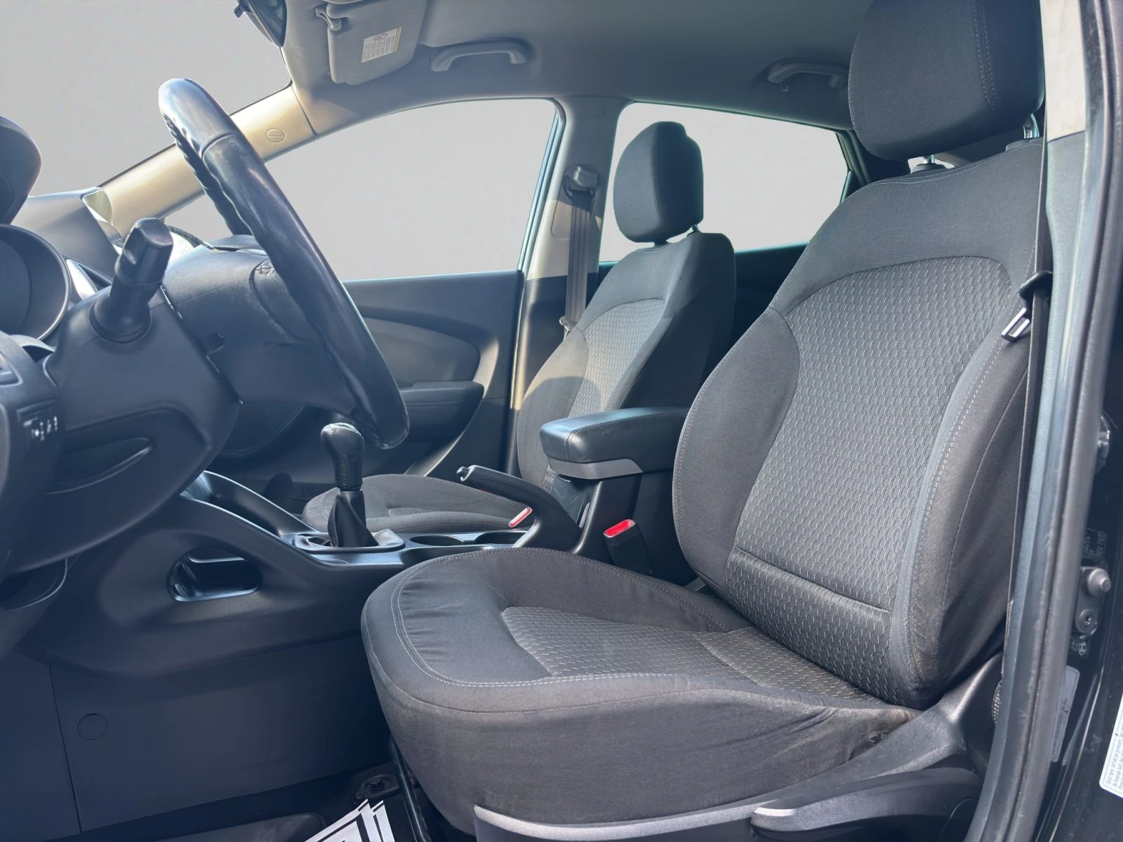 Hyundai IX35 2.0 MT Comfort AWD LPG, снимка 10 - Автомобили и джипове - 56325364