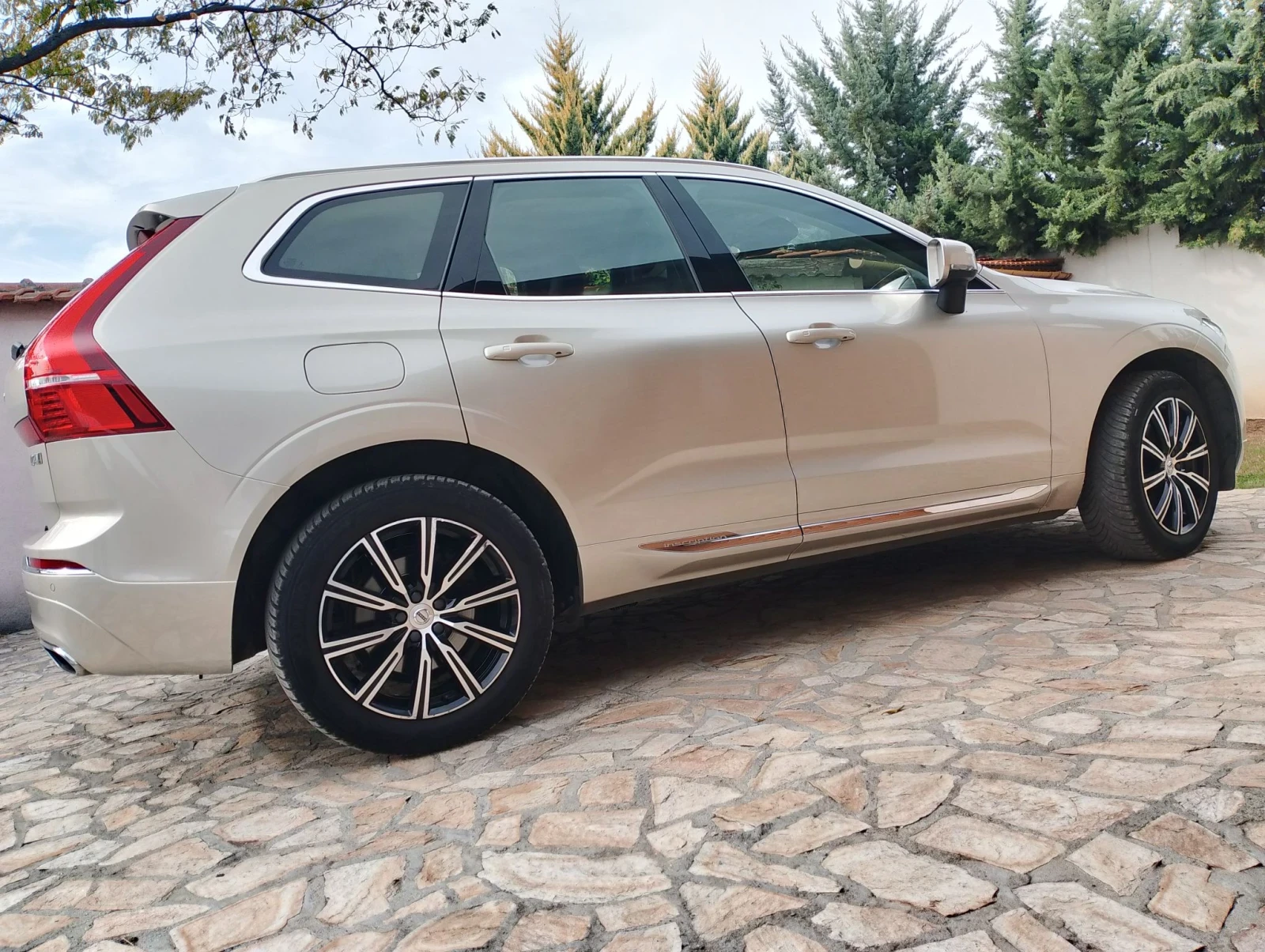 Volvo XC60 2L-190cv. AWD inscription, снимка 10 - Автомобили и джипове - 56460794