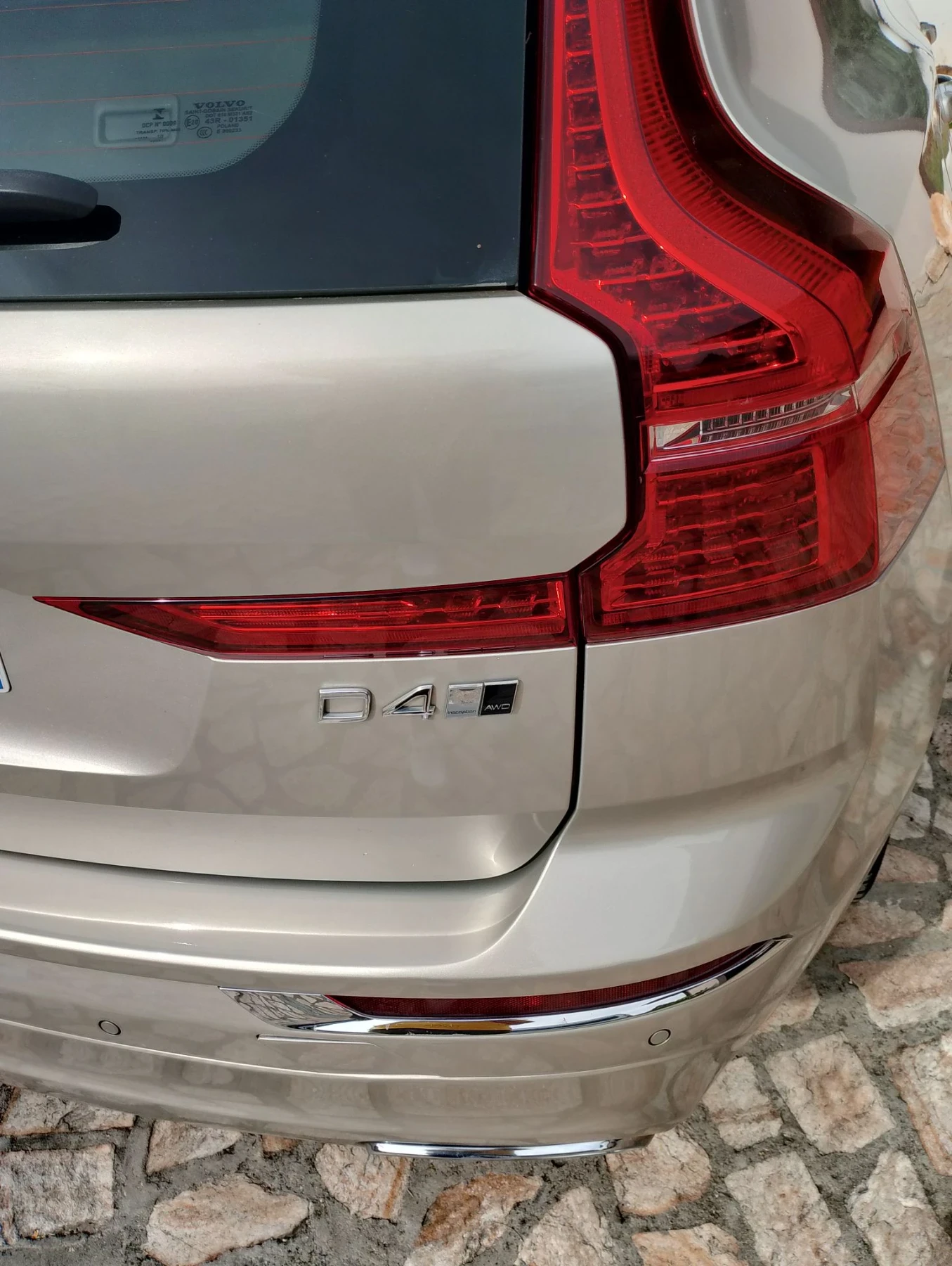 Volvo XC60 2L-190cv. AWD inscription, снимка 11 - Автомобили и джипове - 56460794
