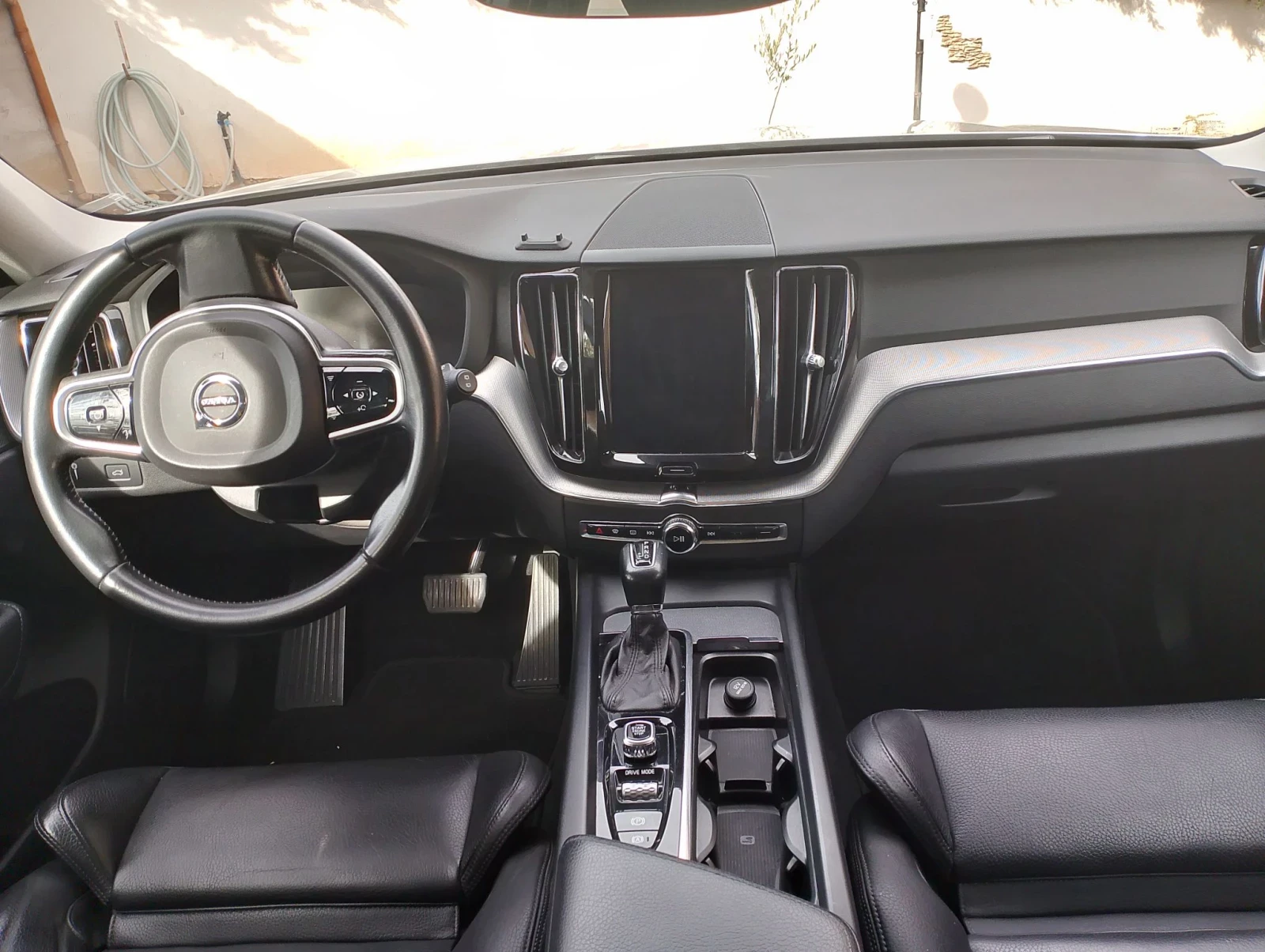 Volvo XC60 2L-190cv. AWD inscription, снимка 9 - Автомобили и джипове - 56460794
