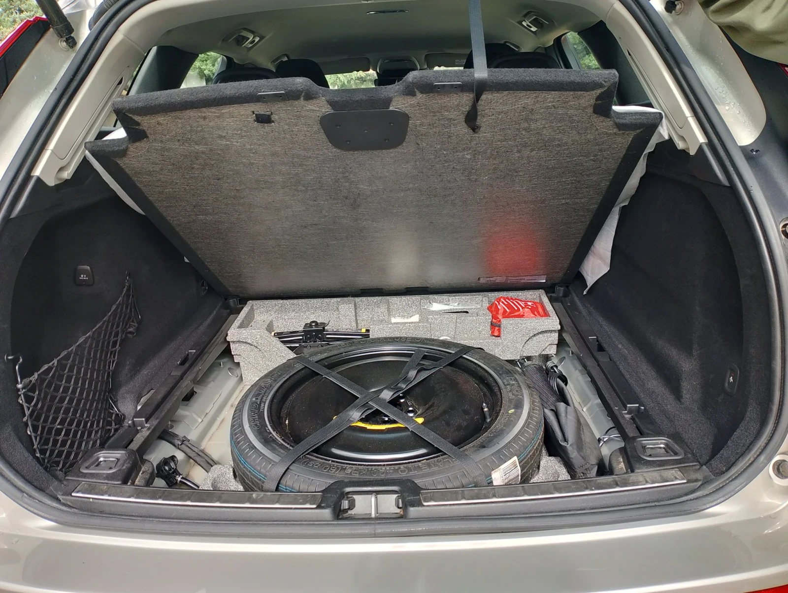 Volvo XC60 2L-190cv. AWD inscription, снимка 17 - Автомобили и джипове - 56460794