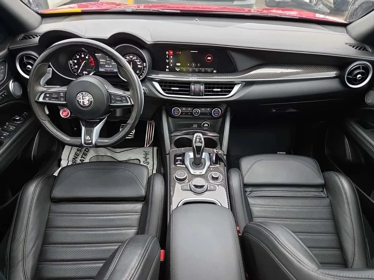Alfa Romeo Stelvio, снимка 10 - Автомобили и джипове - 56689037