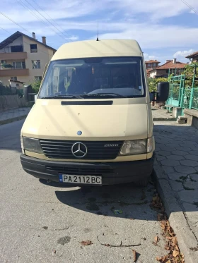 Mercedes-Benz 208, снимка 1