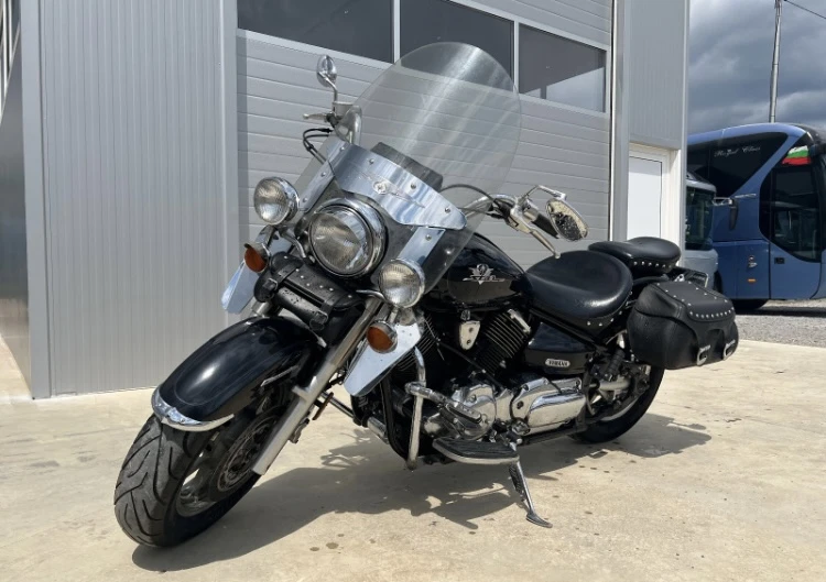 Yamaha V-Star Silverado