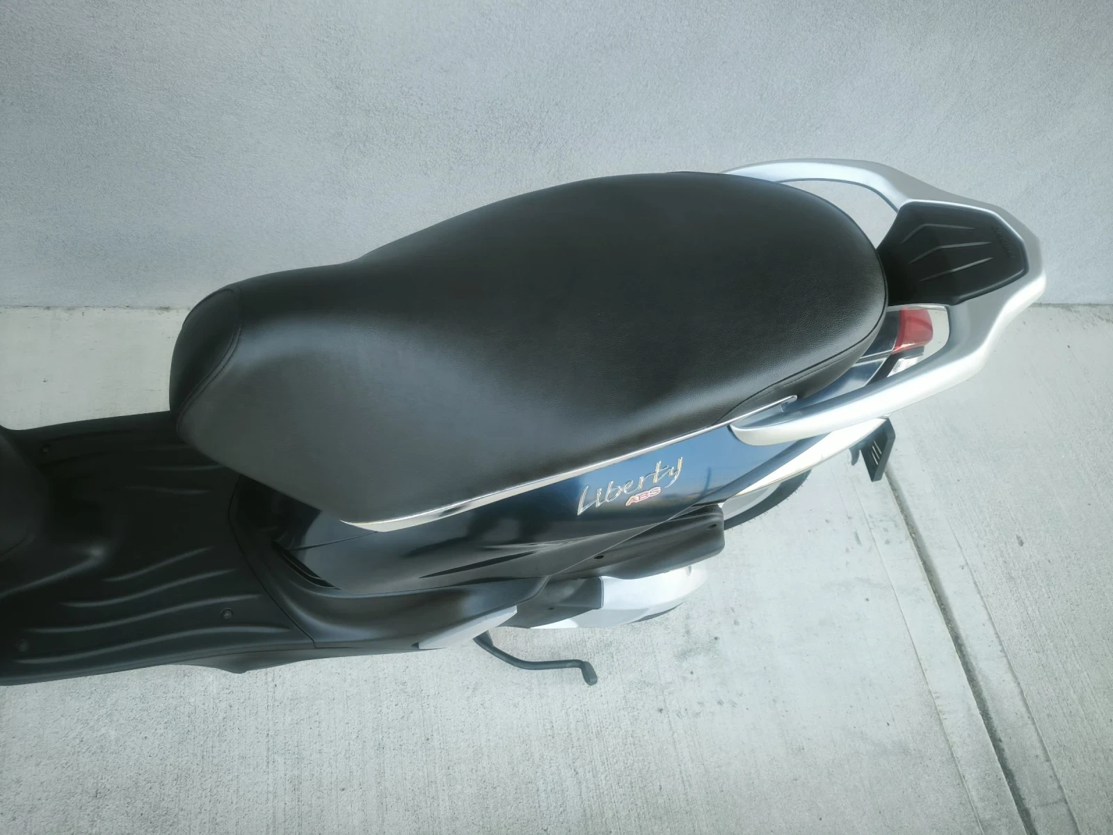 Piaggio Liberty 125ie, ABS, 2016 година  - изображение 7