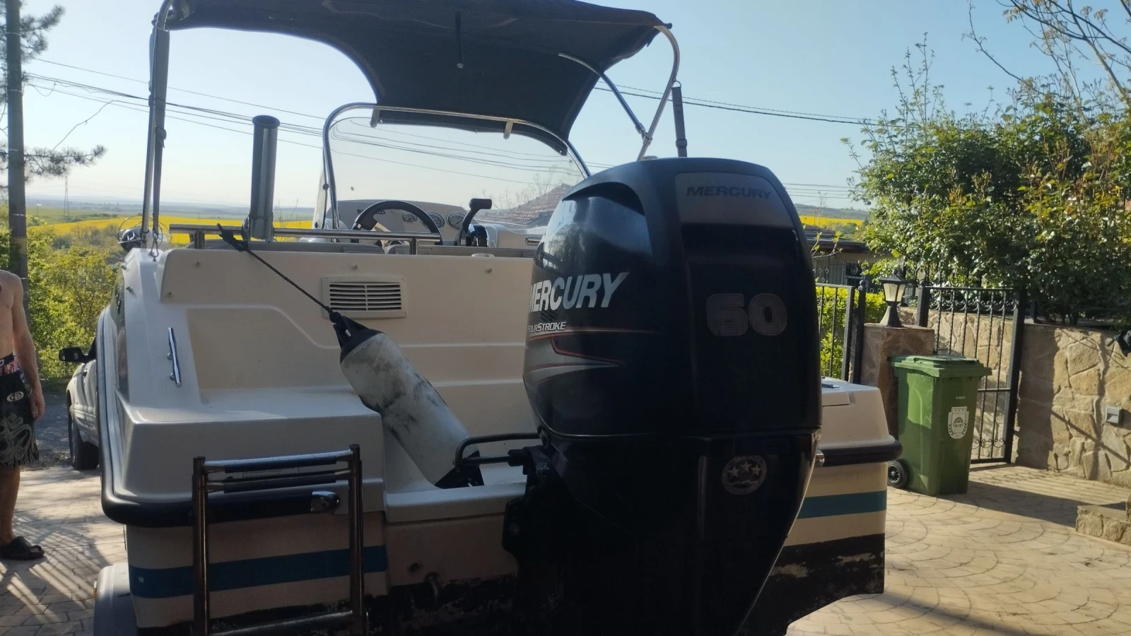 Моторна яхта Quicksilver active open 455, снимка 7 - Воден транспорт - 54457067