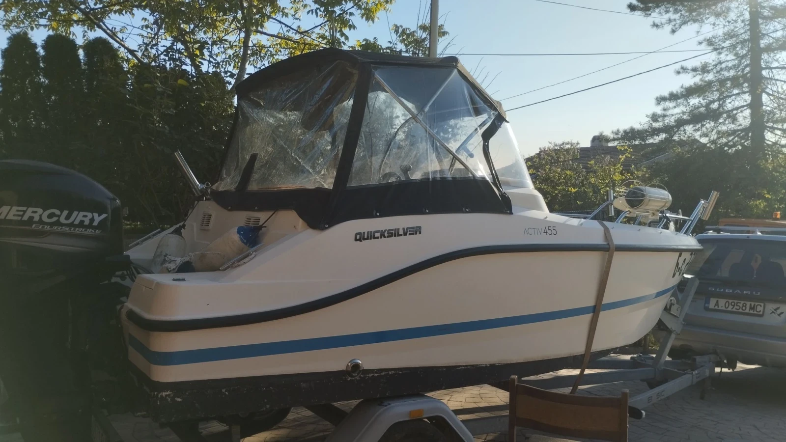 Моторна яхта Quicksilver active open 455, снимка 9 - Воден транспорт - 54457067