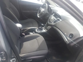Chevrolet Cruze 1.8 i GPL 141кс, снимка 13