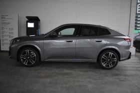 BMW iX2 xDrive30, снимка 3