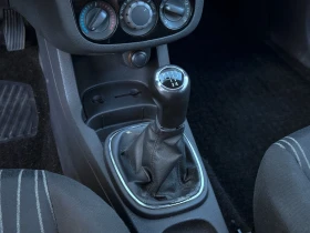 Opel Corsa 1.2* КЛИМА* РЕГИСТРИРАНА* ОБСЛУЖЕНА, снимка 13