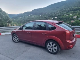 Ford Focus 2.0 i, снимка 2
