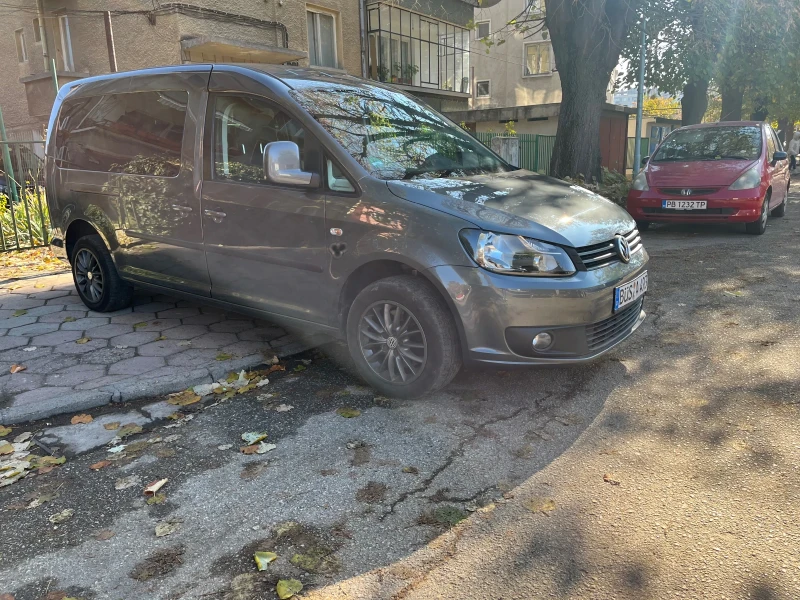 VW Caddy 2.0 maxi фабричен метан 7 места, снимка 5 - Автомобили и джипове - 48013344