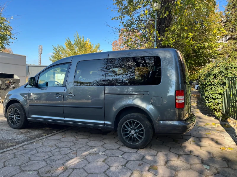 VW Caddy 2.0 maxi фабричен метан 7 места, снимка 8 - Автомобили и джипове - 48013344