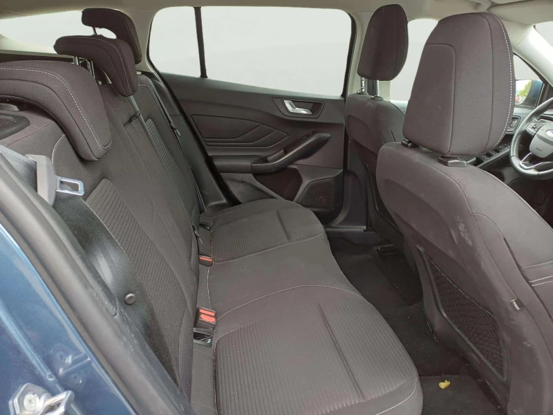Ford Focus 1.0 EcoBoost, снимка 9 - Автомобили и джипове - 51897671