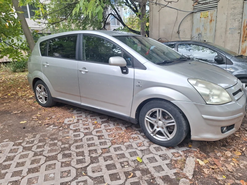 Toyota Corolla verso, снимка 3 - Автомобили и джипове - 52119921