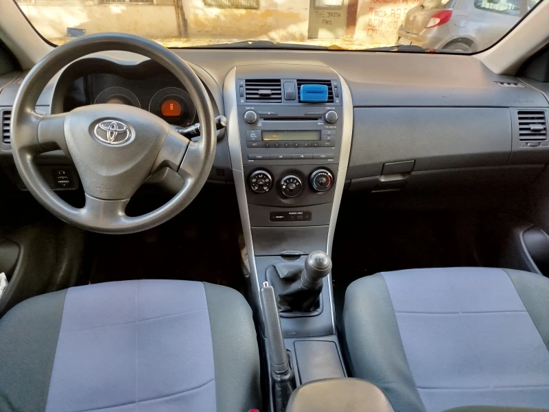 Toyota Corolla, снимка 9 - Автомобили и джипове - 52217465