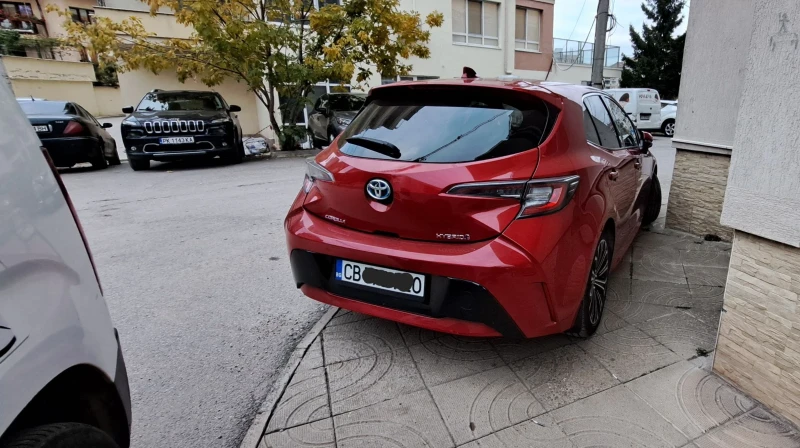 Toyota Corolla HIBRID LUXURY, снимка 4 - Автомобили и джипове - 52569152
