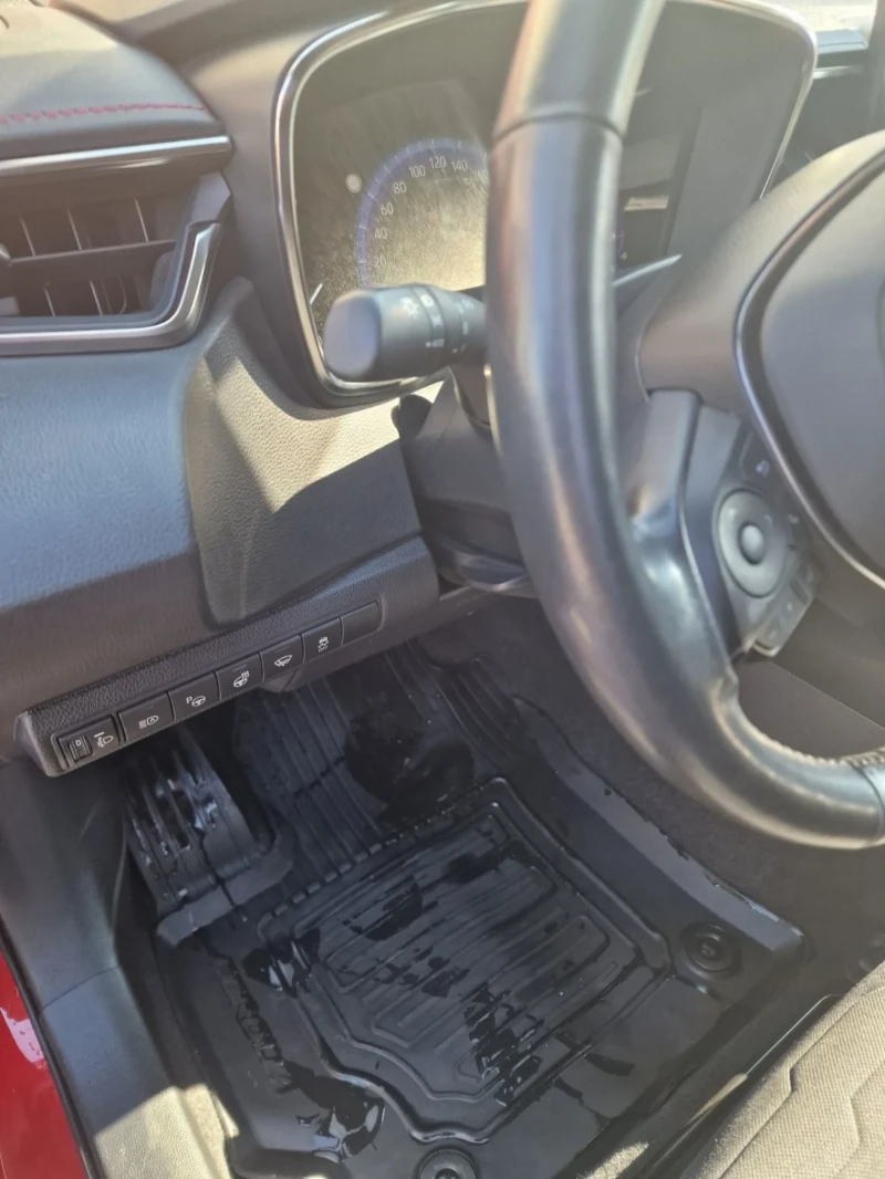 Toyota Corolla HIBRID LUXURY, снимка 8 - Автомобили и джипове - 52569152