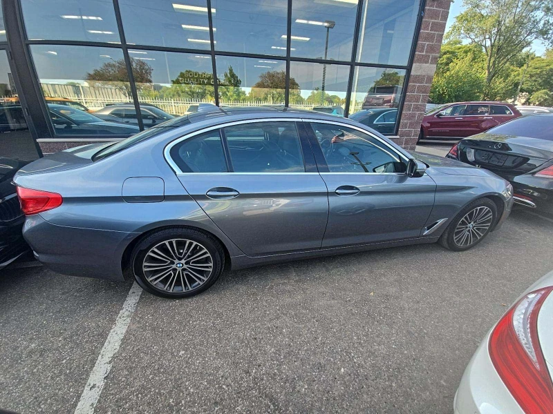 BMW 540 * CARFAX* БЕЗ ПЪРВОНАЧАЛНА* , снимка 4 - Автомобили и джипове - 52744276