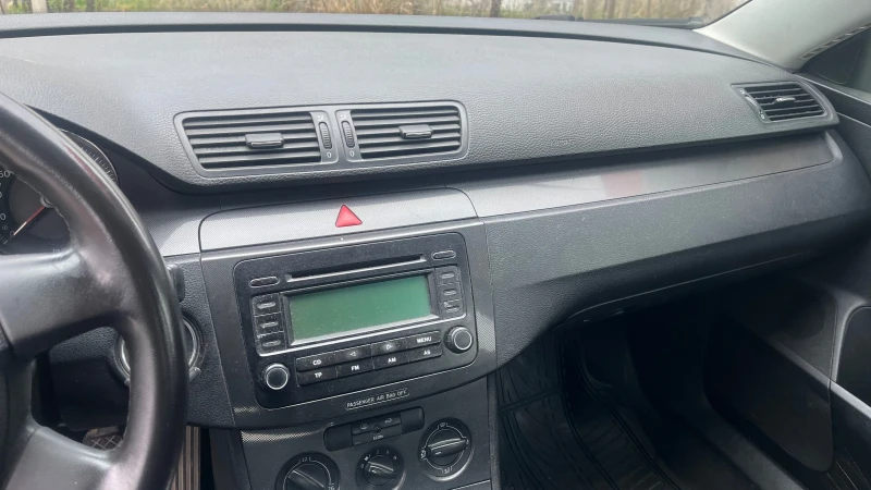 VW Passat, снимка 10 - Автомобили и джипове - 53306500