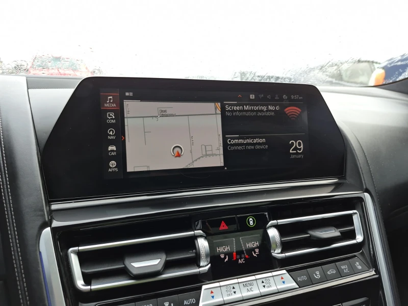 BMW 850 I| XDRIVE| PANORAMA| SWAROWSKI| ОБДУХВАНЕ| LASER, снимка 9 - Автомобили и джипове - 53356488