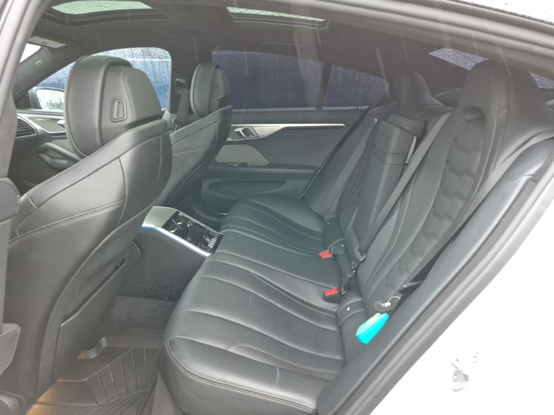 BMW 850 I| XDRIVE| PANORAMA| SWAROWSKI| ОБДУХВАНЕ| LASER, снимка 10 - Автомобили и джипове - 53356488