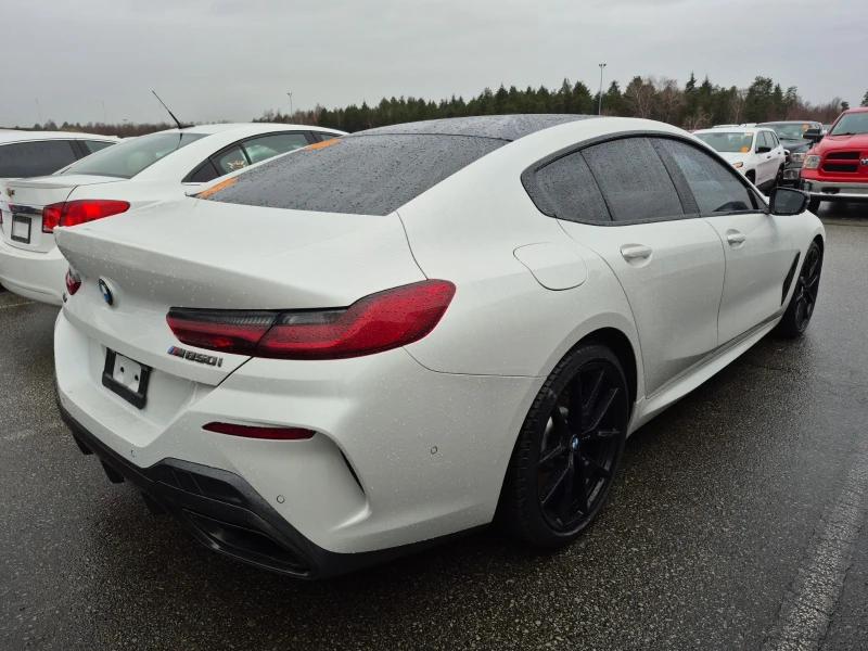 BMW 850 I| XDRIVE| PANORAMA| SWAROWSKI| ОБДУХВАНЕ| LASER, снимка 3 - Автомобили и джипове - 53356488