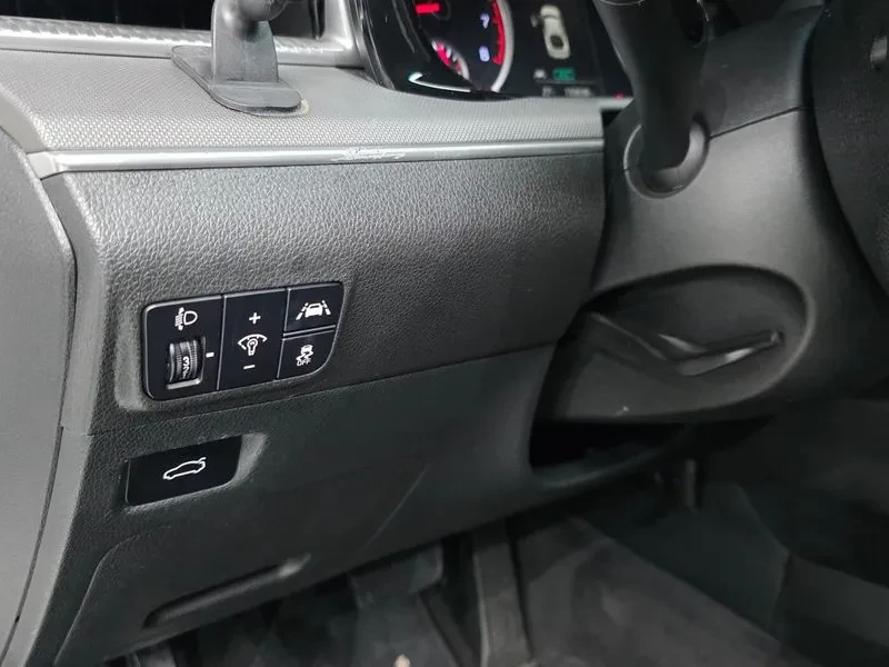 Kia K5 2.0 Lpi Standard, снимка 12 - Автомобили и джипове - 55834268
