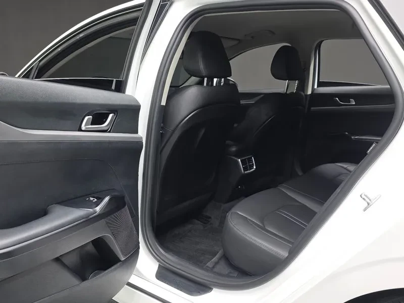 Kia K5 2.0 Lpi Standard, снимка 17 - Автомобили и джипове - 55834268