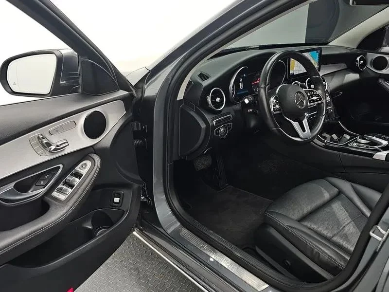 Mercedes-Benz C 200, снимка 10 - Автомобили и джипове - 56687739