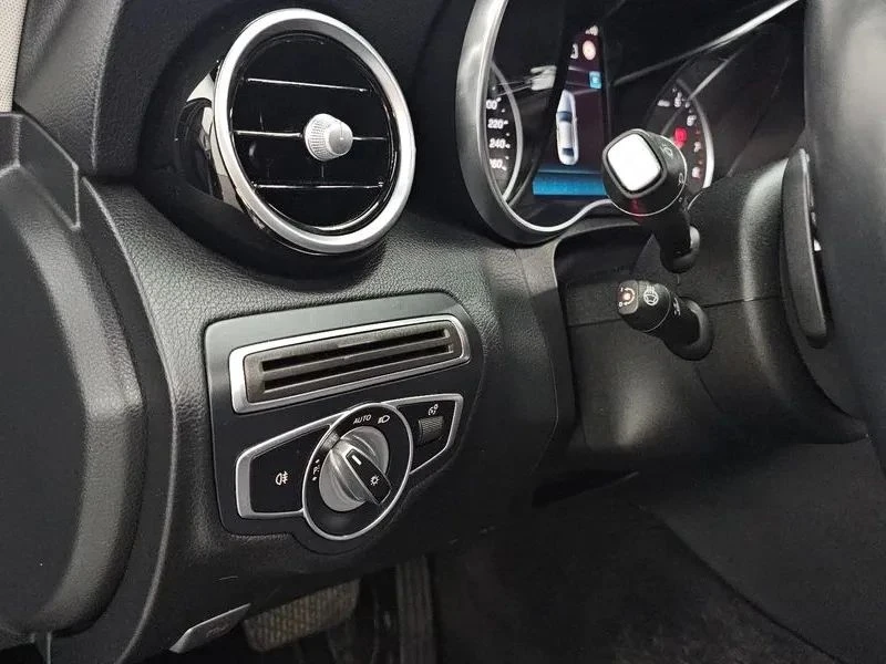 Mercedes-Benz C 200, снимка 17 - Автомобили и джипове - 56687739
