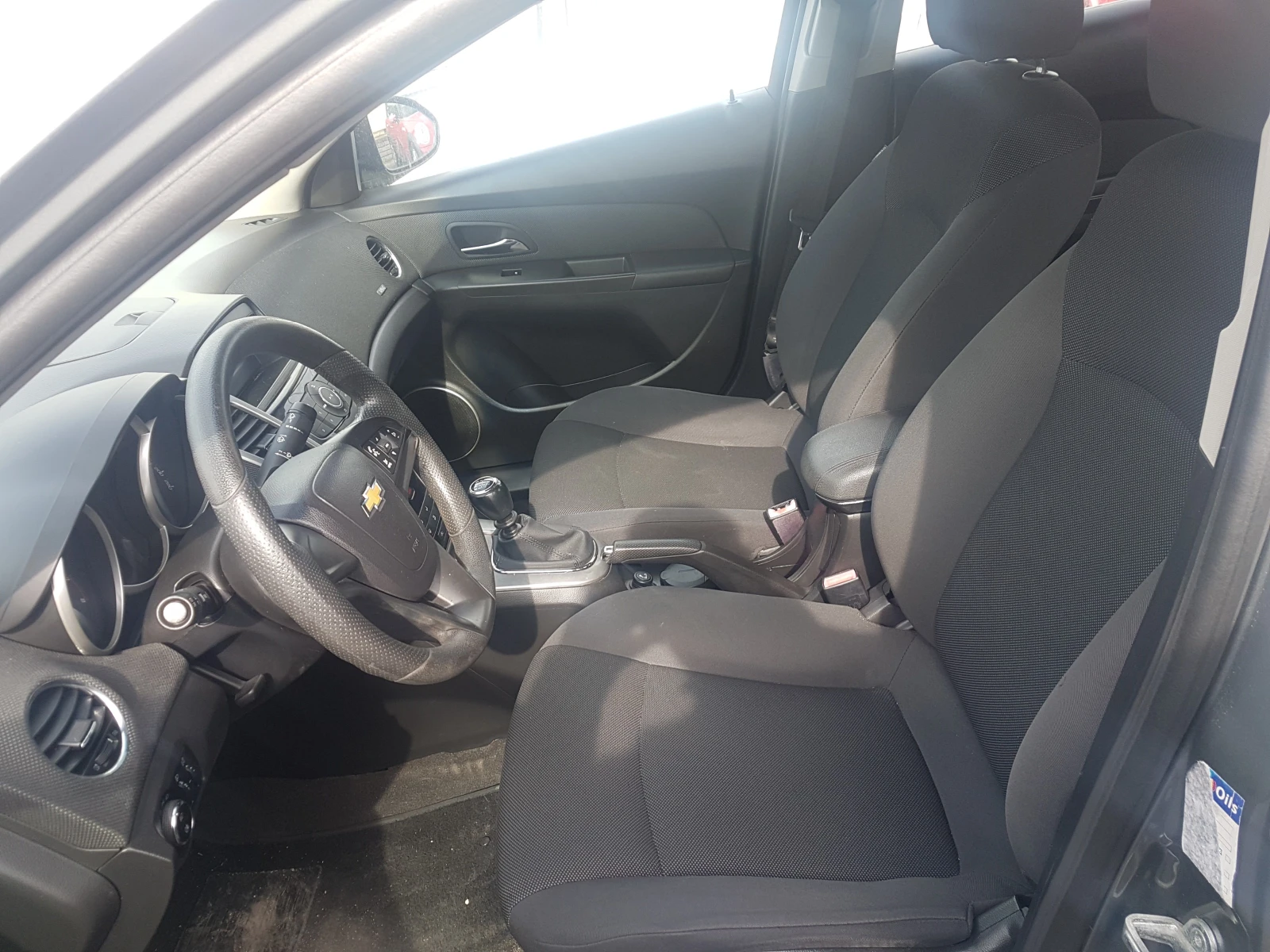 Chevrolet Cruze 1.8 i GPL 141кс - изображение 10