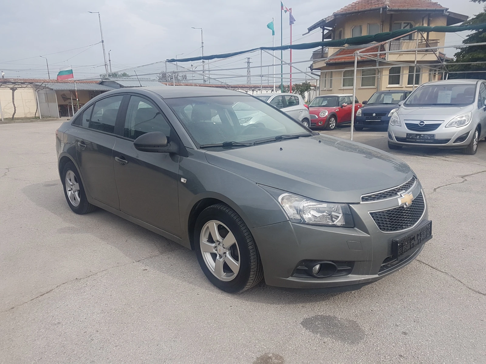 Chevrolet Cruze 1.8 i GPL 141кс - изображение 2