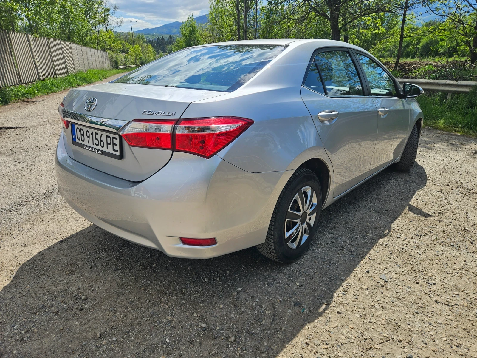 Toyota Corolla 1.6 132 к.с. Евро6 - изображение 5