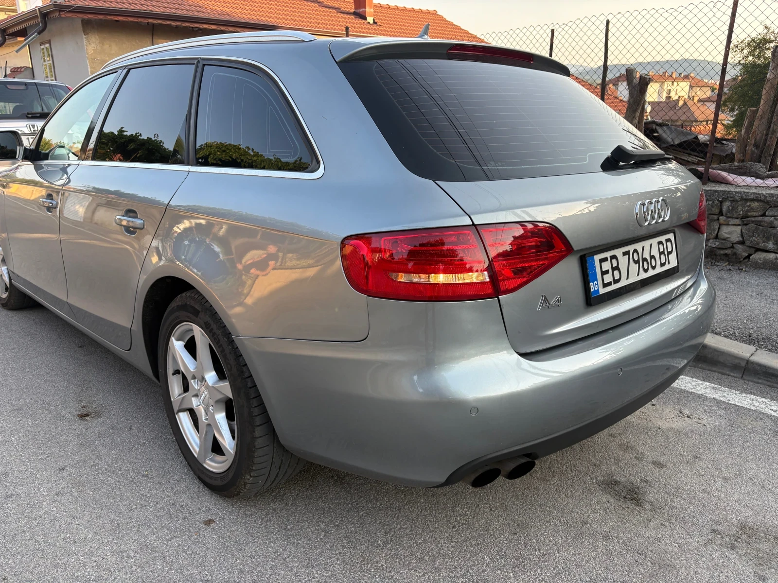 Audi A4 2.0 TDI b8 143 кс - изображение 3