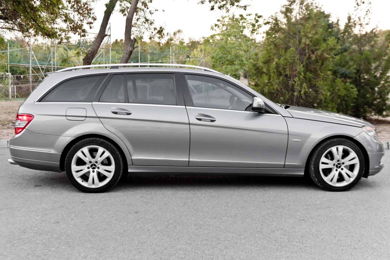 Mercedes-Benz C 320 CDI - изображение 4