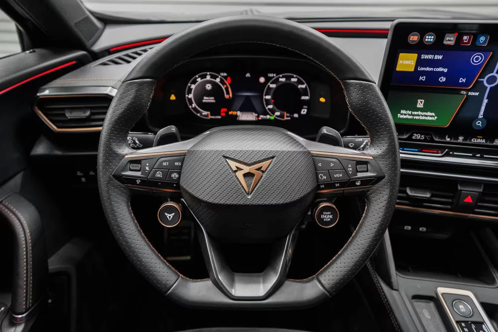 Cupra Formentor 2.0TSI/VZ/333HP/4X4/DSG/ACC/CARPLAY/KLESS/LED/843f - изображение 8