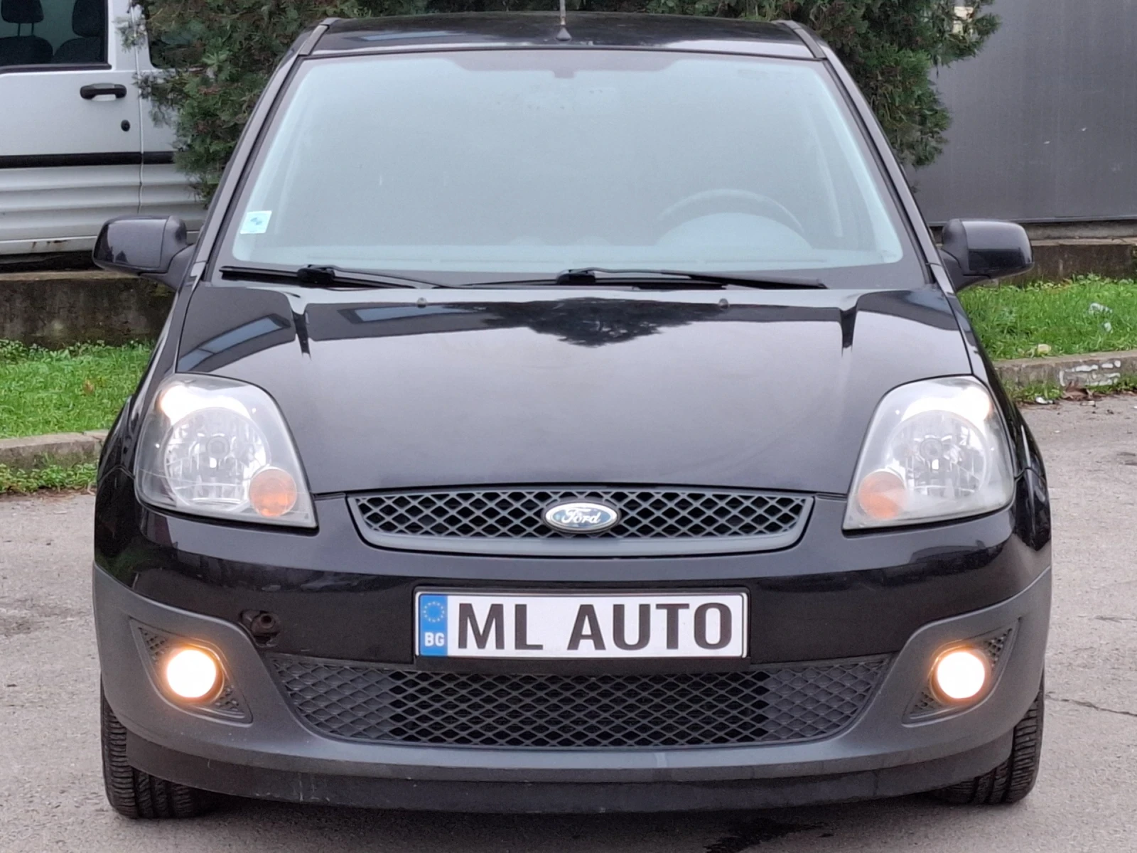 Ford Fiesta 1.25i * EURO 4 * КЛИМАТИК * ЛИЗИНГ *  - изображение 7