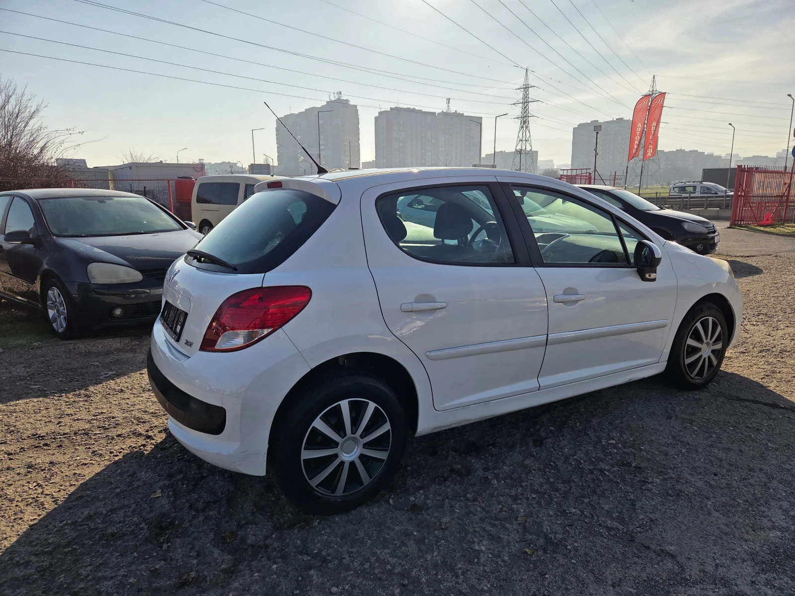 Peugeot 207 1.4 I/GPL | Mobile.bg � ����������� 4