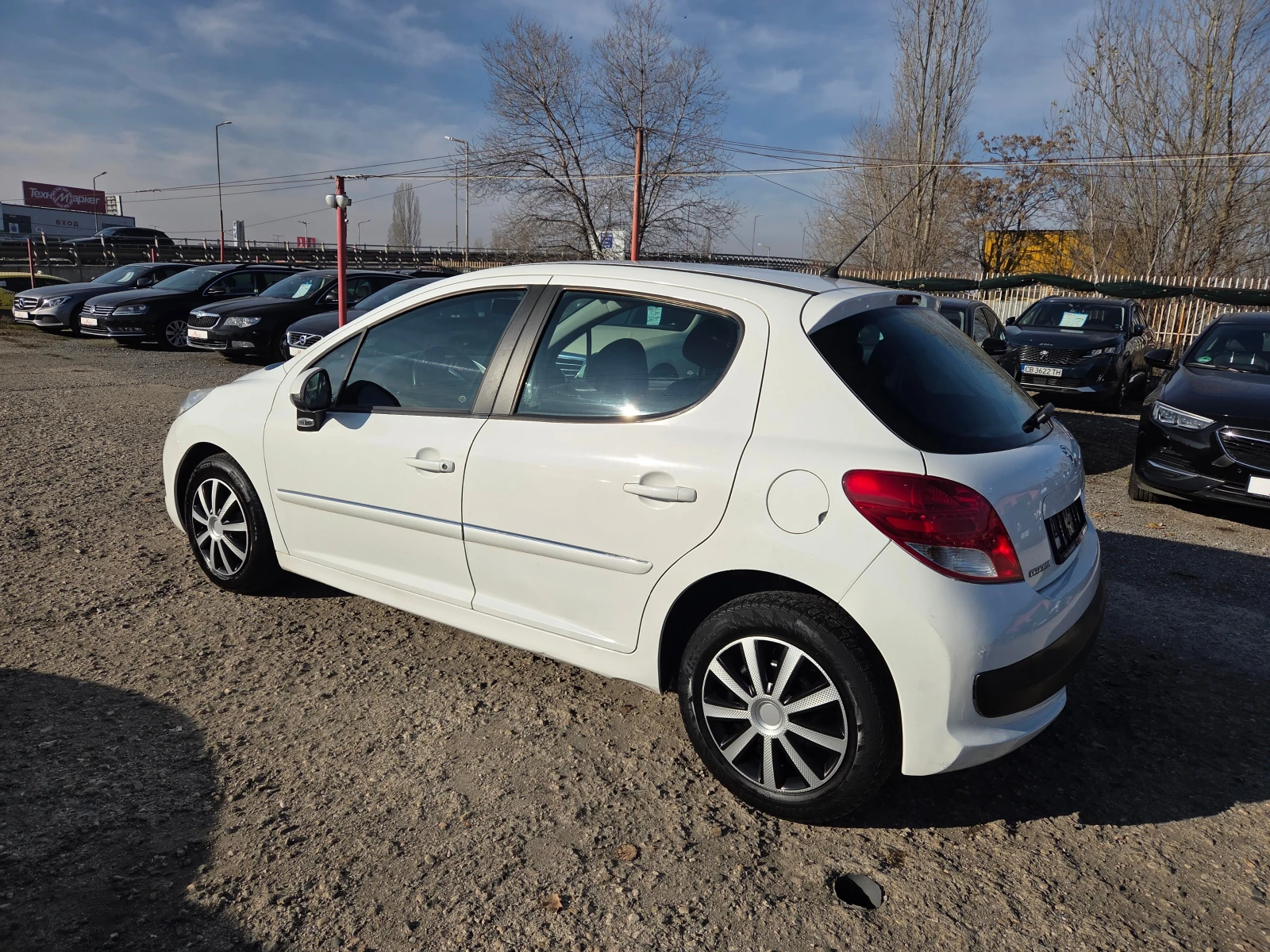 Peugeot 207 1.4 I/GPL | Mobile.bg � ����������� 6