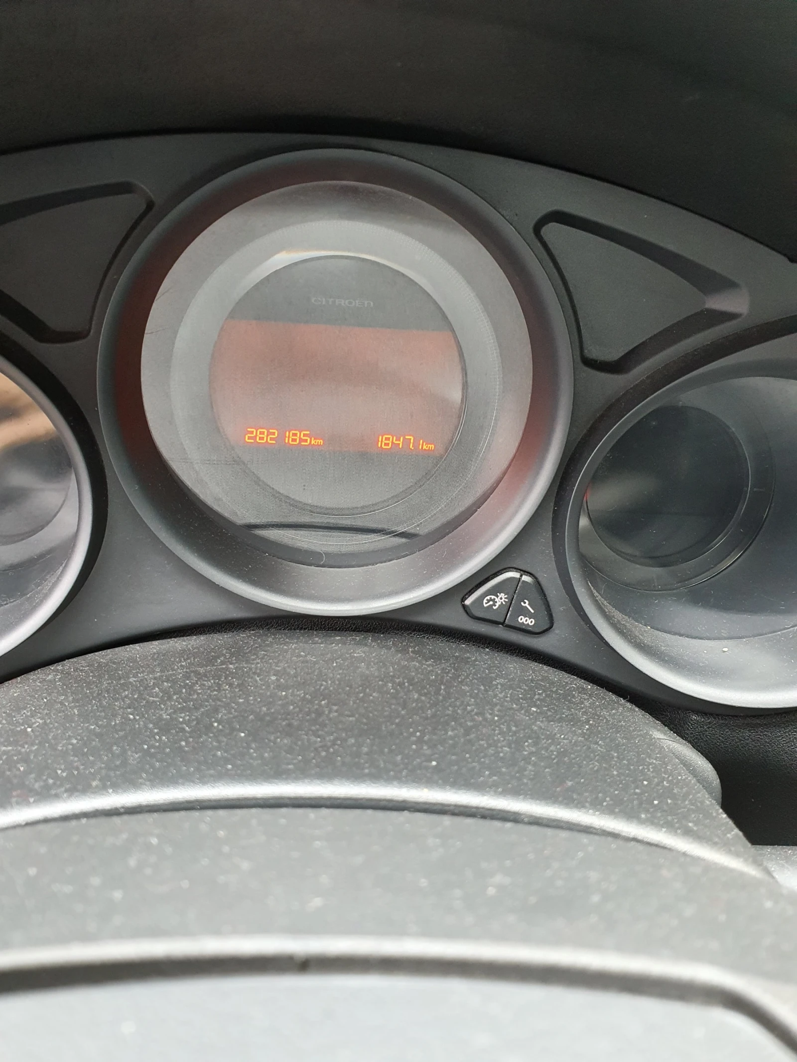 Citroen C4 1.6 HDI - изображение 7