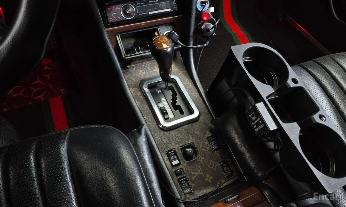 Mercedes-Benz 124  - изображение 9