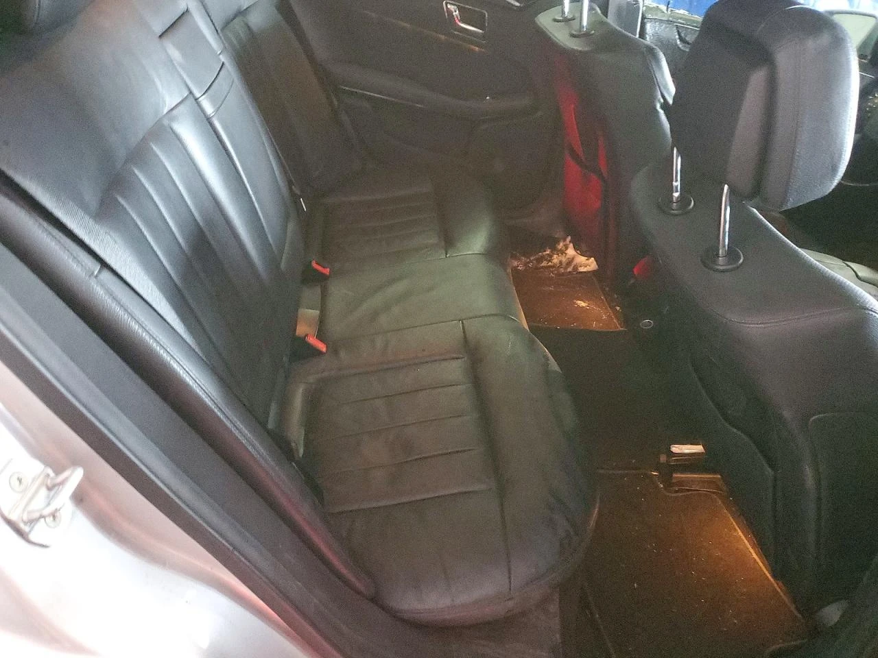 Mercedes-Benz E 500 550* 4MATIC* DISTRONIC* H&K SOUND* ОБДУХВАНЕ*  - изображение 8