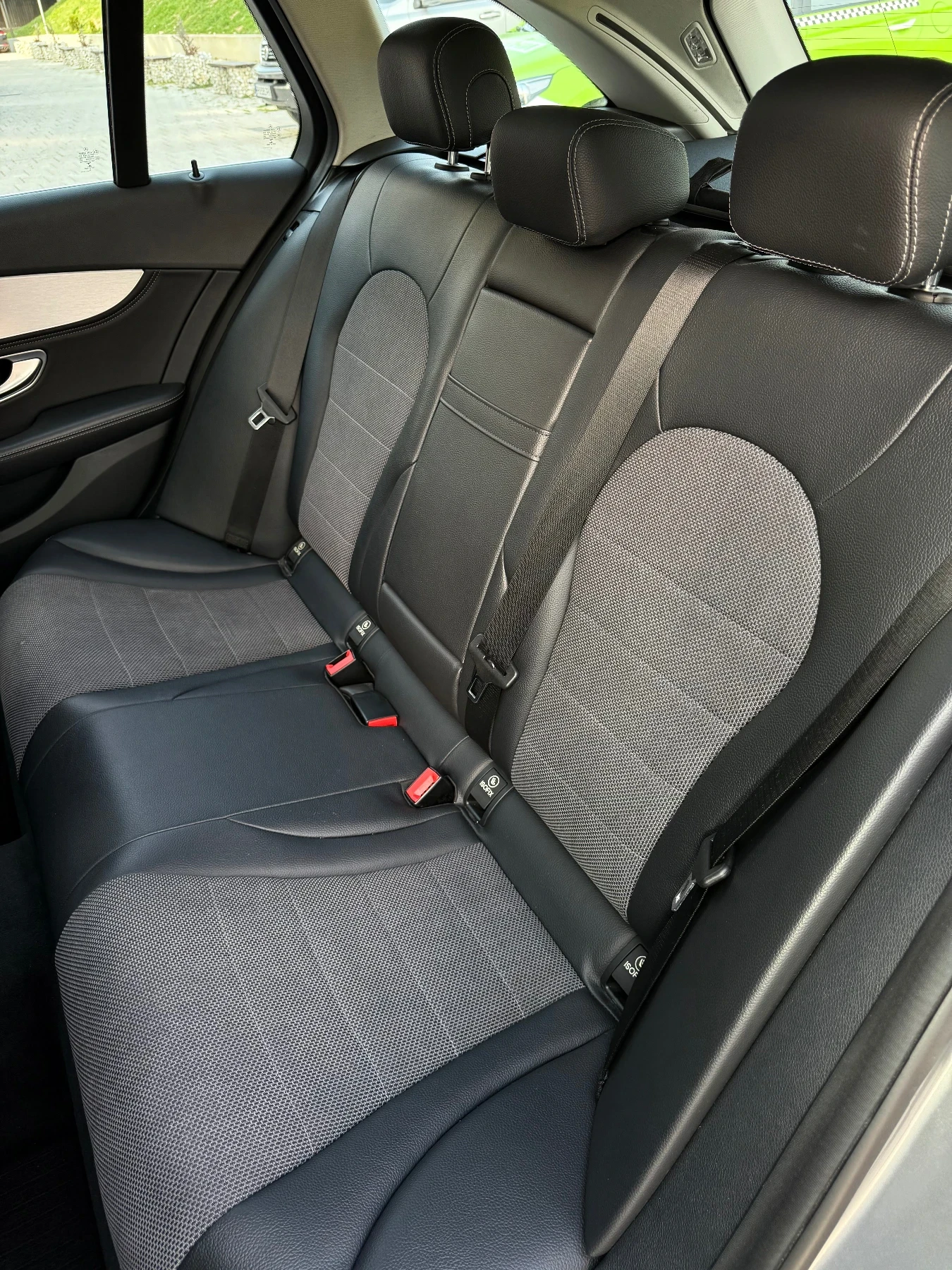 Mercedes-Benz C 220 220d, снимка 12 - Автомобили и джипове - 53849250