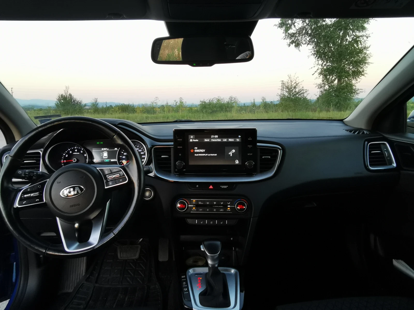Kia Ceed, снимка 10 - Автомобили и джипове - 53865335