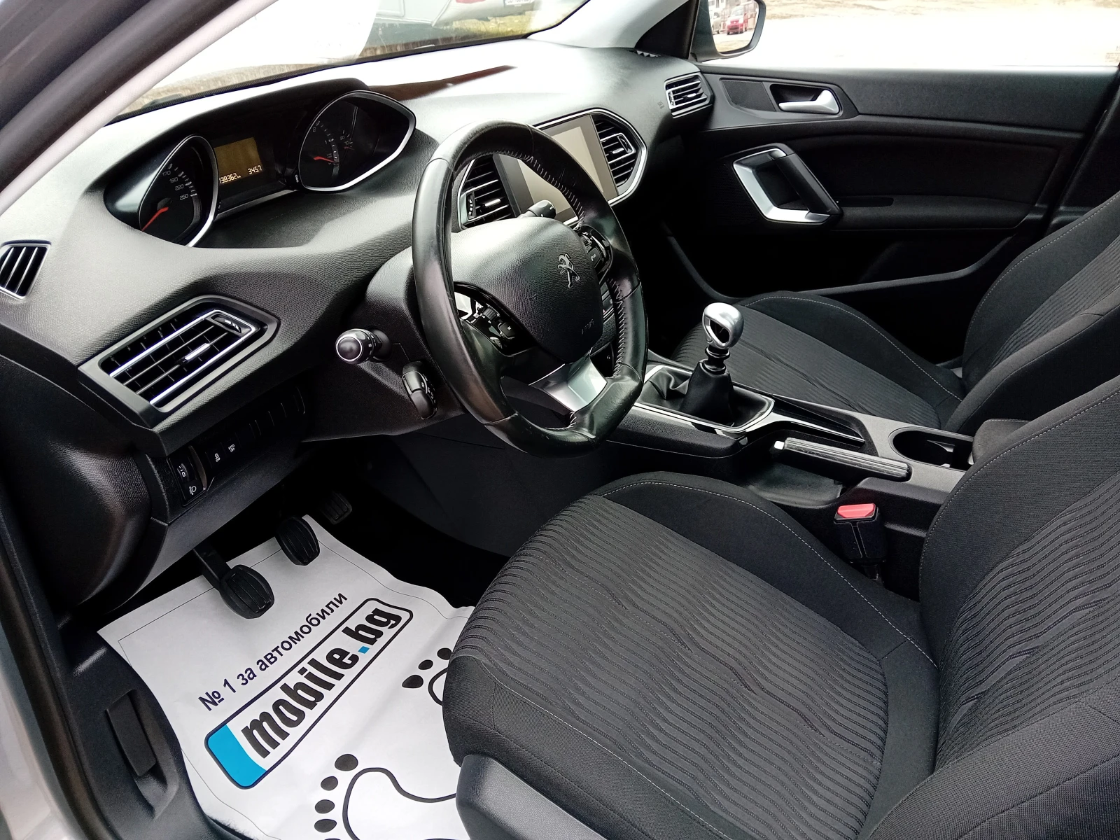 Peugeot 308 1.6HDI NAVI/KAMERA EURO 6, снимка 9 - Автомобили и джипове - 54001773