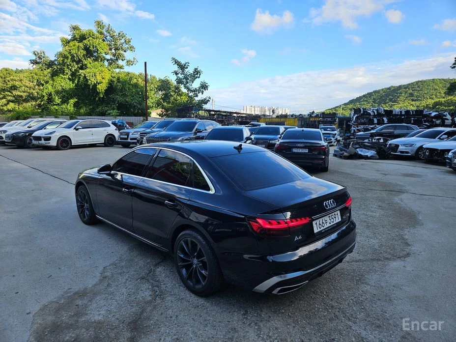 Audi A4 40 TFSI Premium* DISTRONIC* ПОДГРЕВ* ОБДУХВАНЕ* , снимка 7 - Автомобили и джипове - 54021350