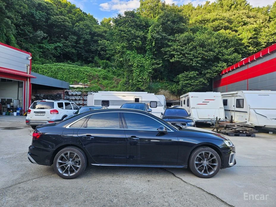 Audi A4 40 TFSI Premium* DISTRONIC* ПОДГРЕВ* ОБДУХВАНЕ* , снимка 4 - Автомобили и джипове - 54021350