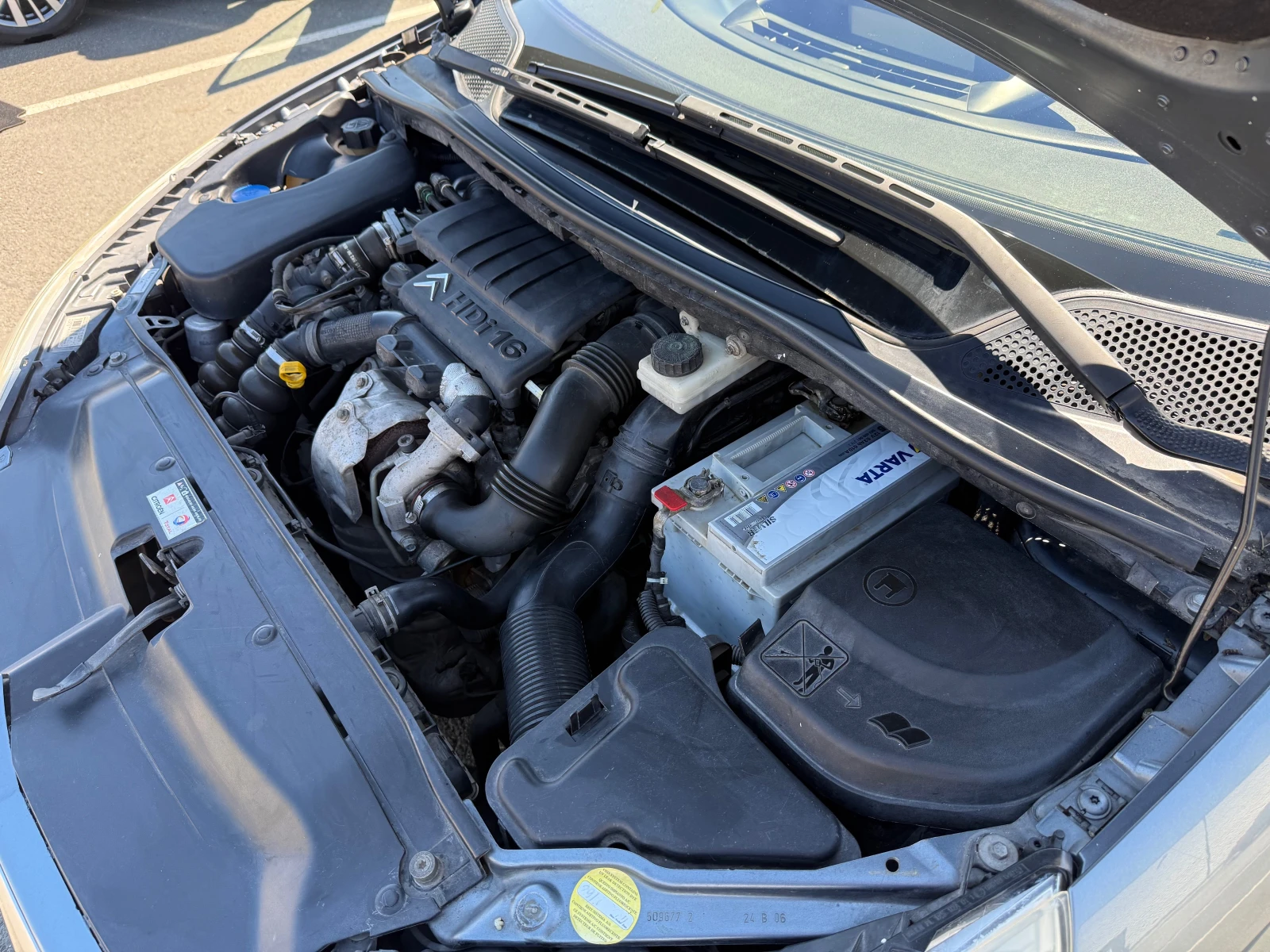 Citroen C4 1.6 HDI * NAVI * ANDROID AUTO * APPLE CARPLAY, снимка 17 - Автомобили и джипове - 54113491