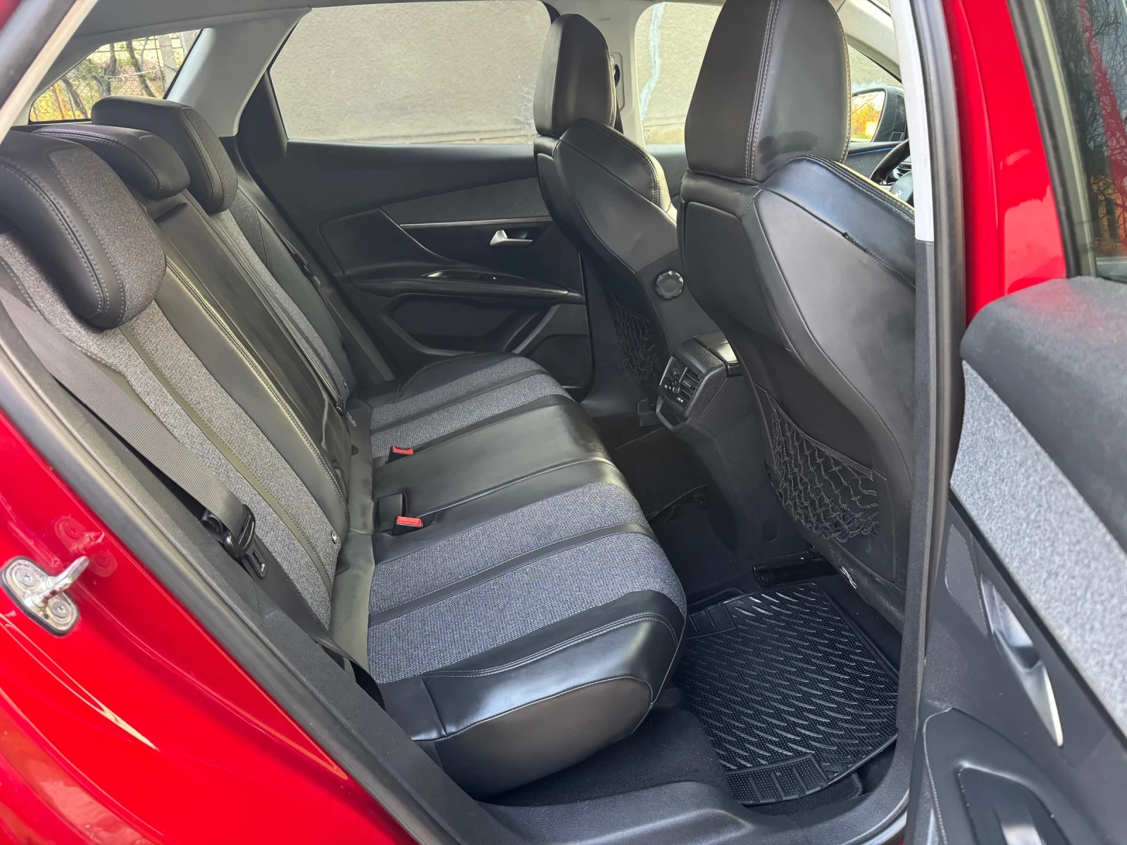 Peugeot 3008 1.6HDi:;Allure;:Avtomat, снимка 10 - Автомобили и джипове - 54169790